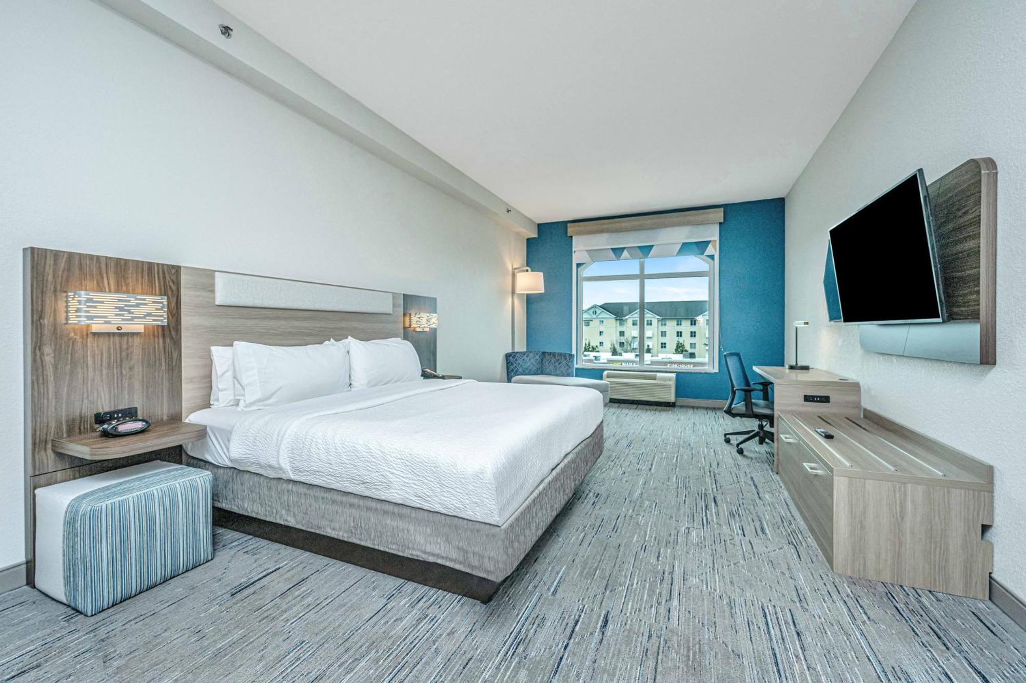 Holiday Inn Express & Suites Charleston Arpt-Conv Ctr Area By Ihg North Charleston Exterior photo